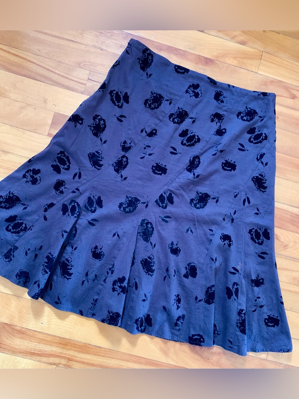 Dynamite Y2K Red Wine/Brownish A-Line Skirt with Black Floral Burnout